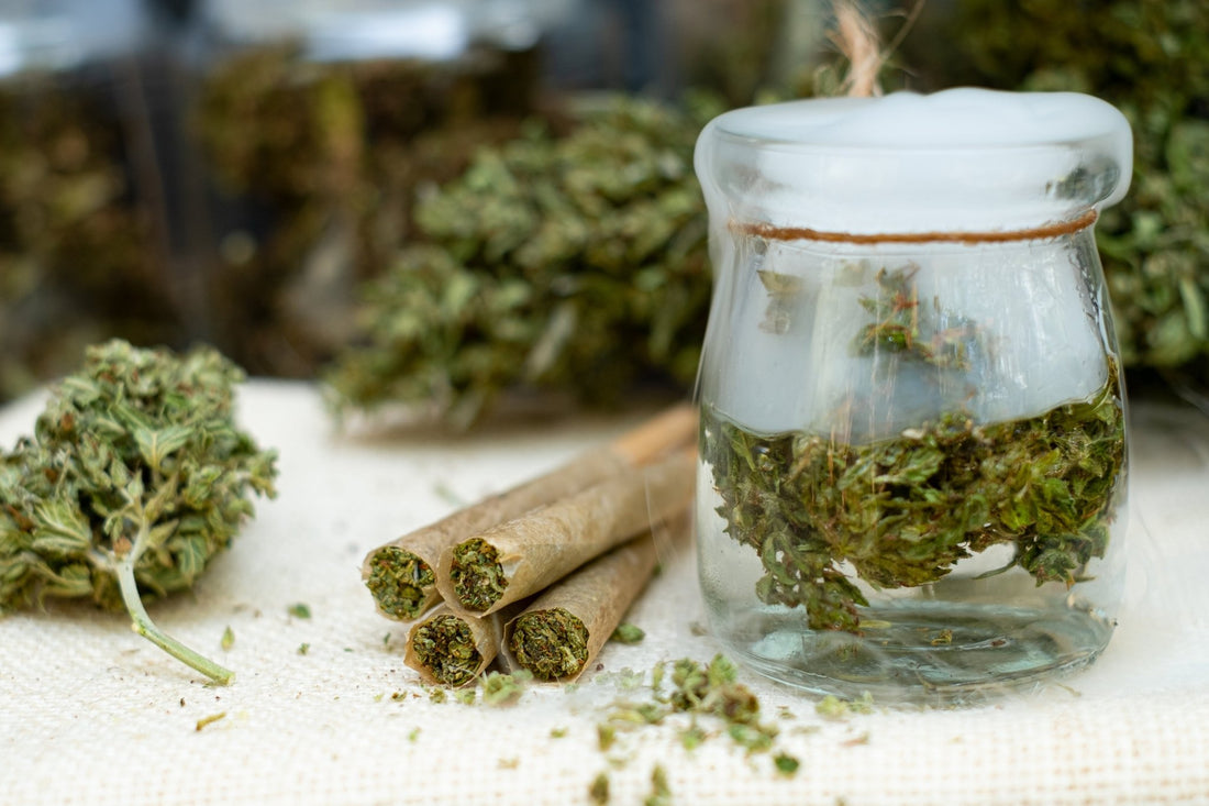 The Benefits of Smoking Hemp Flower: A Comprehensive Guide - Tonic Vault